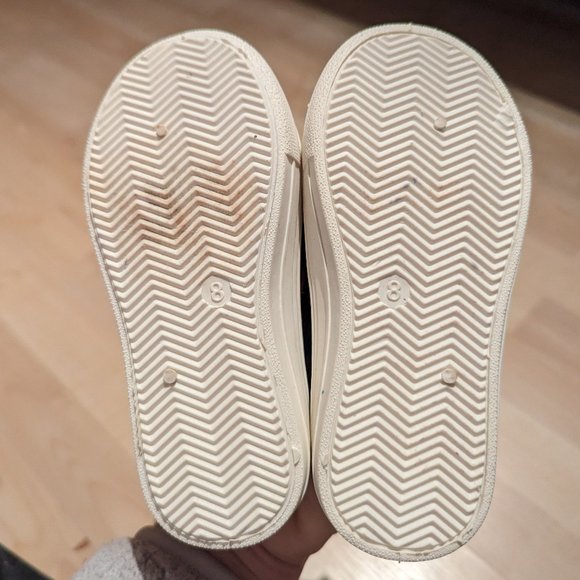 Joe Fresh Unicorn Velcro Shoes - Size 8, Brand New for Infant Girl! - Picture 5 of 5